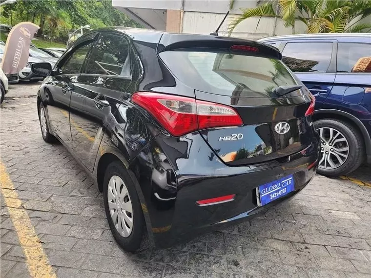 Hyundai HB20 Preto 4