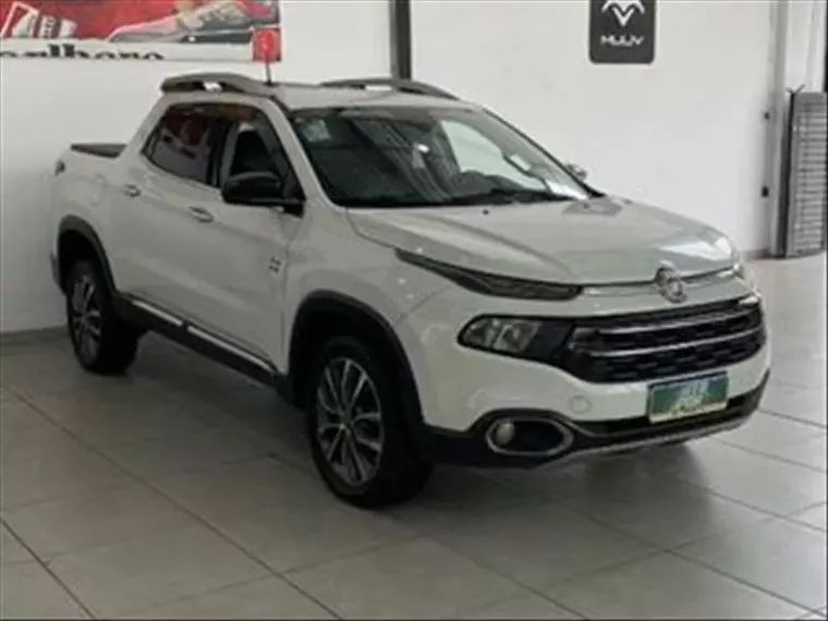 Fiat Toro Branco 3