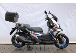 C 400 X