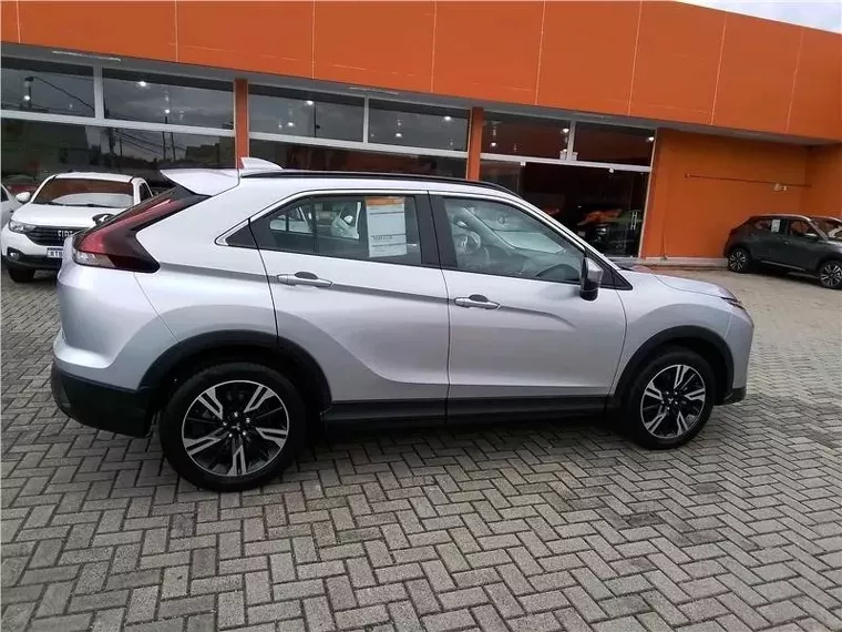 Mitsubishi Eclipse Cross Prata 7