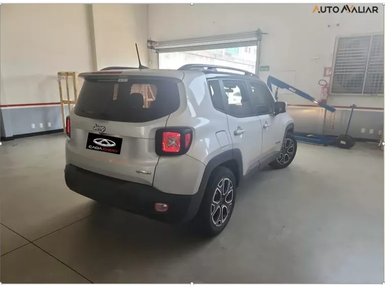 Jeep Renegade Prata 1