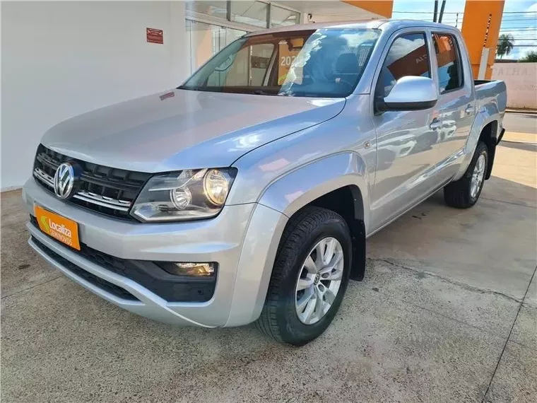 Volkswagen Amarok Prata 1