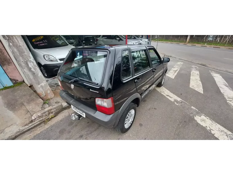 Ford Fiesta Preto 33