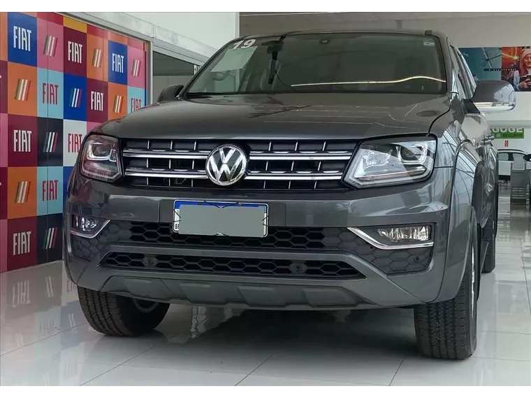 Volkswagen Amarok Cinza 1