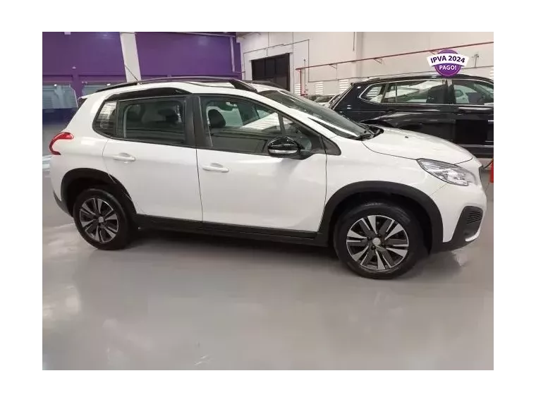 Peugeot 2008 Branco 4