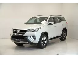 Toyota Hilux SW4