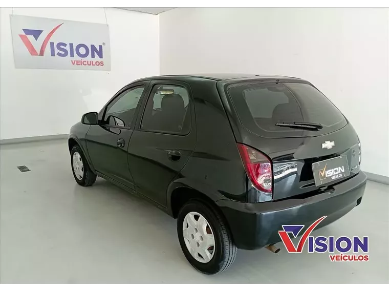 Chevrolet Celta Preto 10