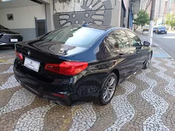 BMW 530i