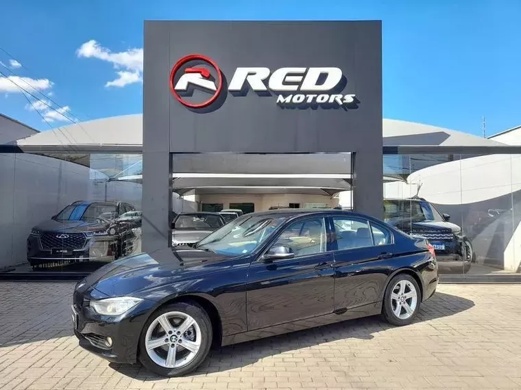 BMW 320i Preto 2