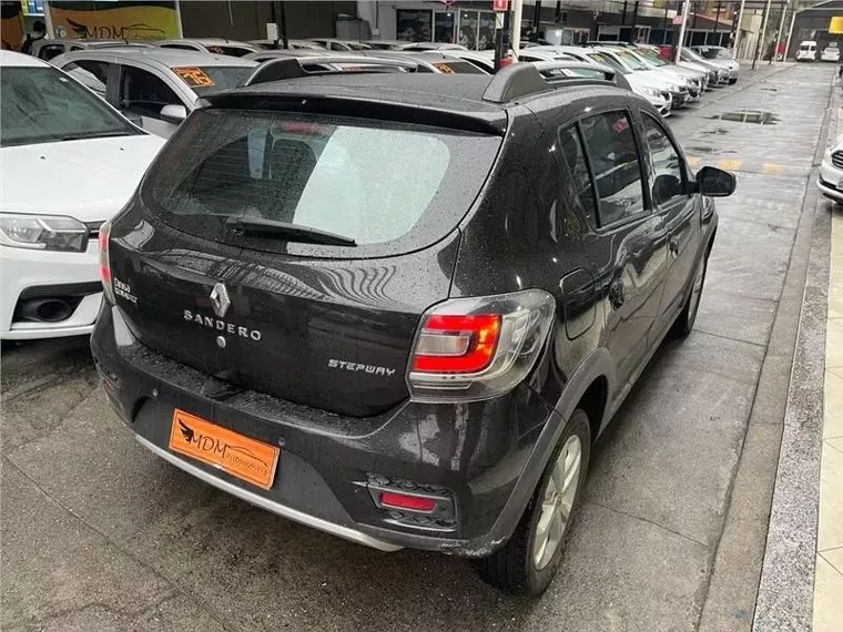 Renault Sandero Preto 7