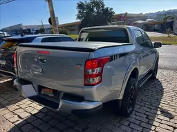 Mitsubishi L200 Triton