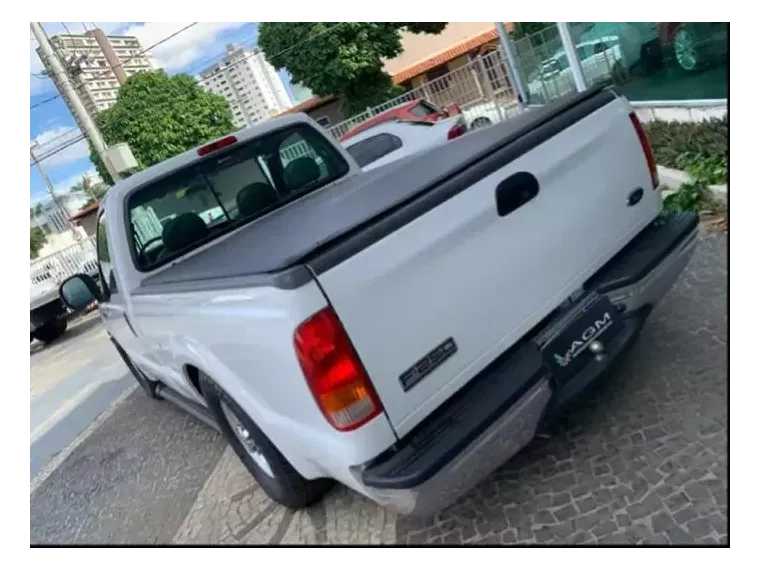 Ford F-250 Branco 2