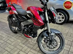 Bajaj Dominar