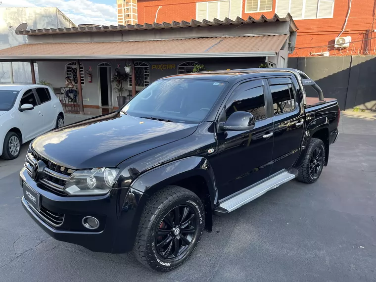 Volkswagen Amarok Preto 2