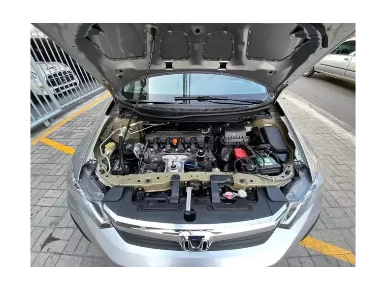 Honda Civic Prata 1