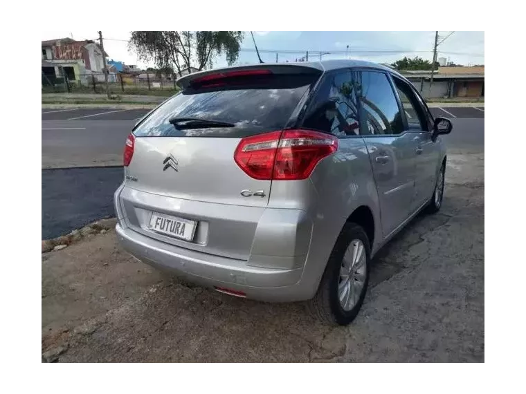 Citroën C4 Prata 1