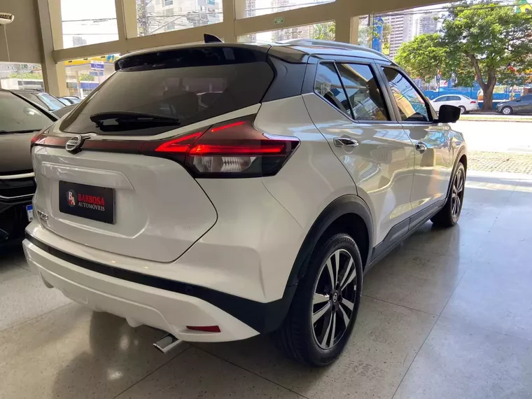 Nissan Kicks Branco 14