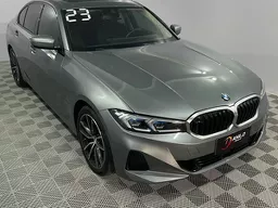 BMW 320i