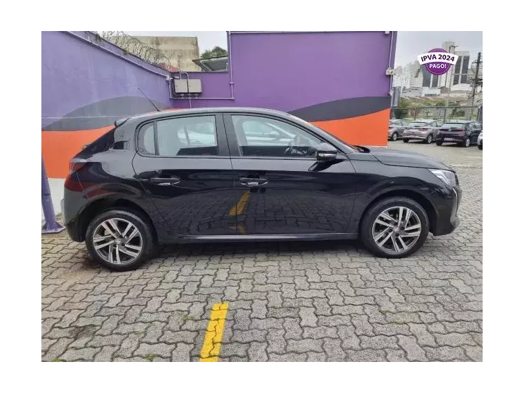 Peugeot 208 Preto 4