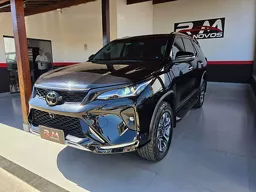 Toyota Hilux SW4