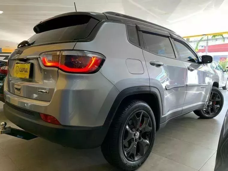 Jeep Compass Prata 10