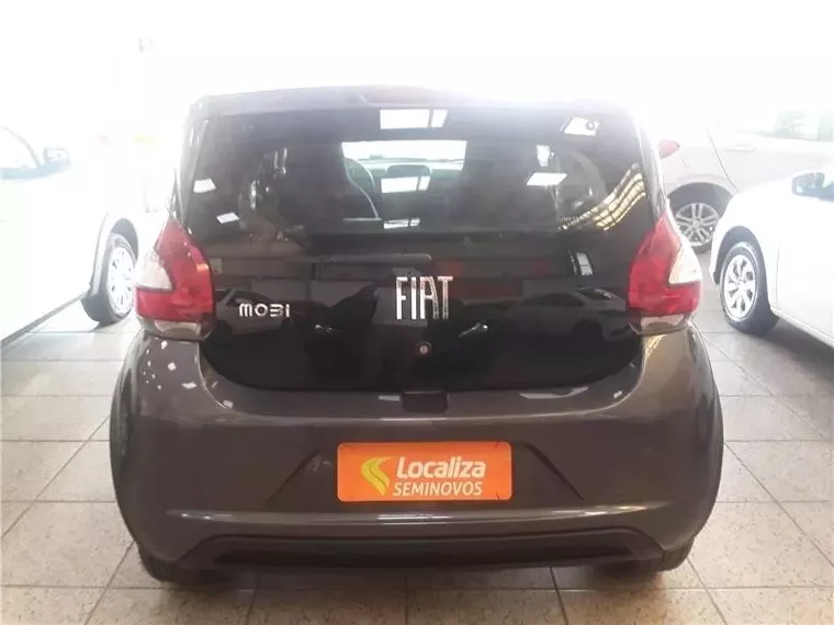 Fiat Mobi Prata 2