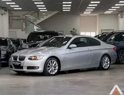 BMW 325i