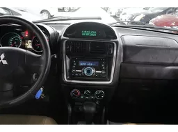 Mitsubishi Pajero TR4
