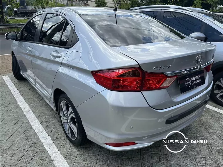 Honda City Prata 16