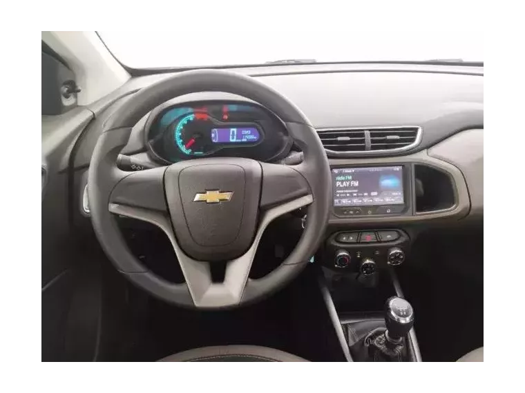 Chevrolet Prisma Preto 7