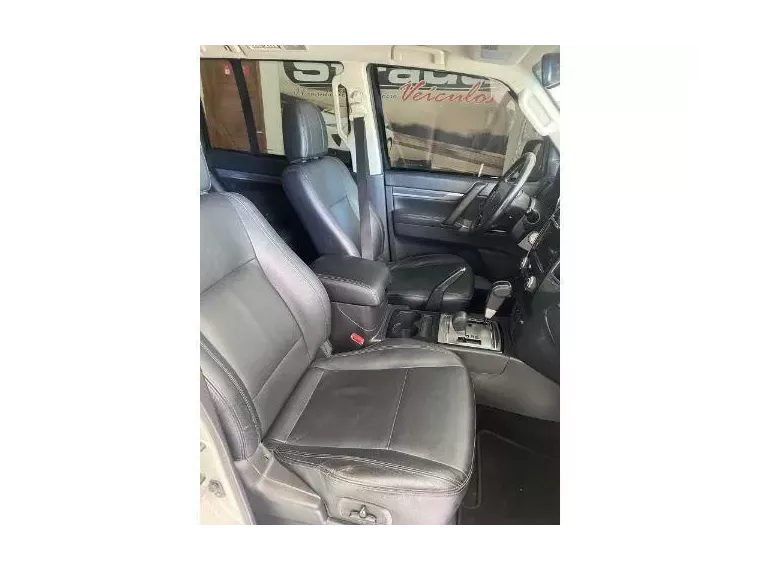 Mitsubishi Pajero Full Branco 5