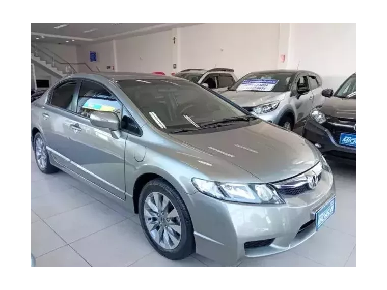 Honda Civic Cinza 7