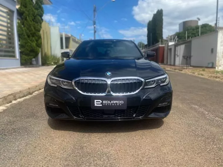 BMW 330e Preto 1