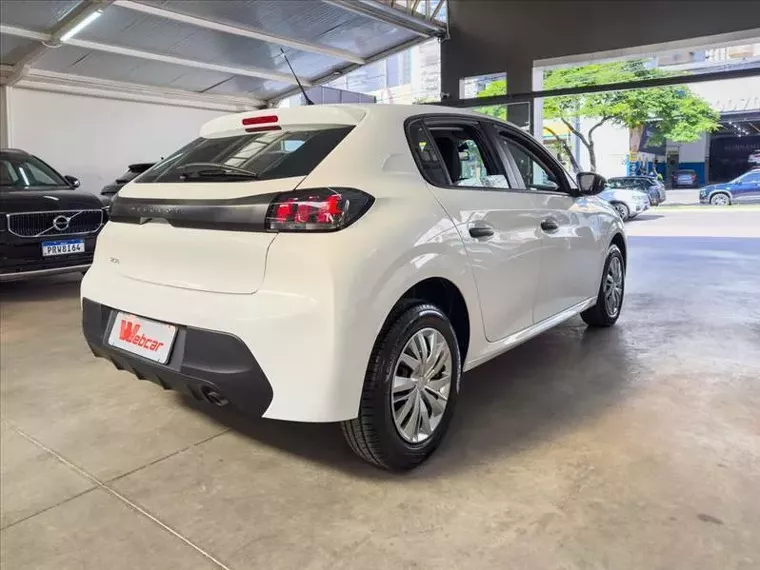 Peugeot 208 Branco 12