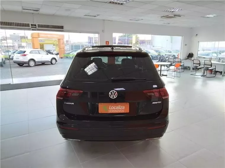 Volkswagen Tiguan Preto 10