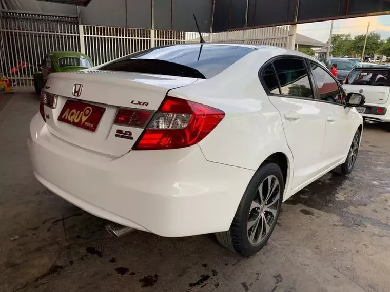 Honda Civic Branco 8