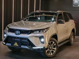 Toyota Hilux SW4