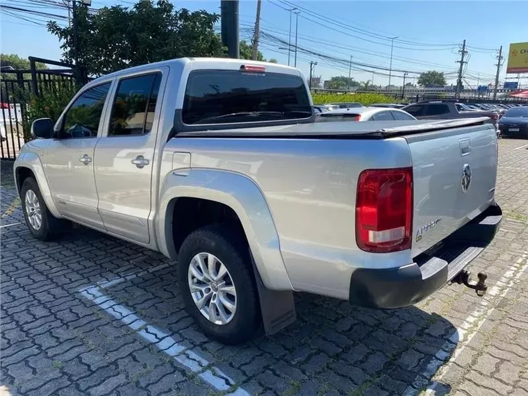 Volkswagen Amarok Prata 17