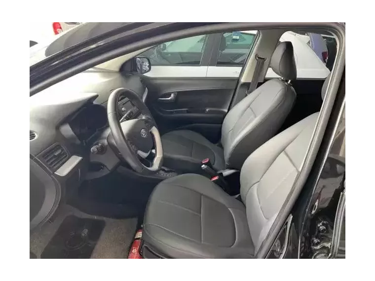 KIA Picanto Preto 5