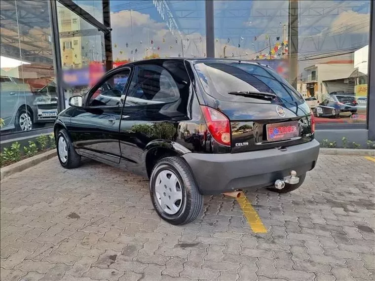 Chevrolet Celta Preto 9