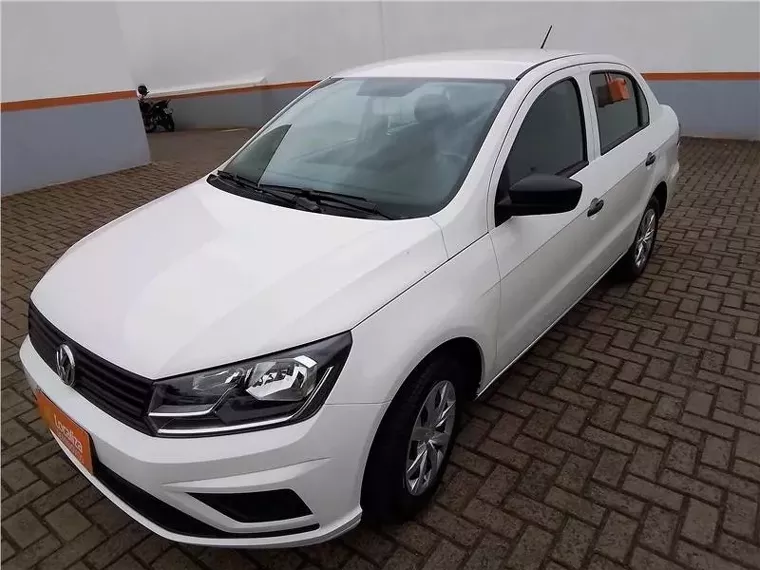 Volkswagen Voyage Branco 1