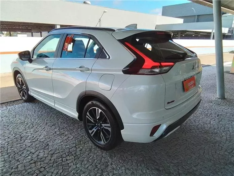 Mitsubishi Eclipse Cross Branco 1