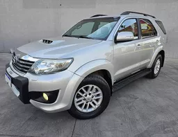 Toyota Hilux SW4