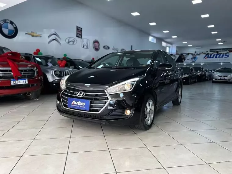 Hyundai HB20S Preto 3