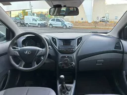 Hyundai HB20S