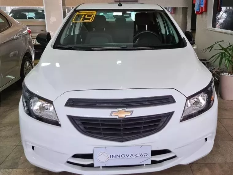 Chevrolet Prisma Branco 1