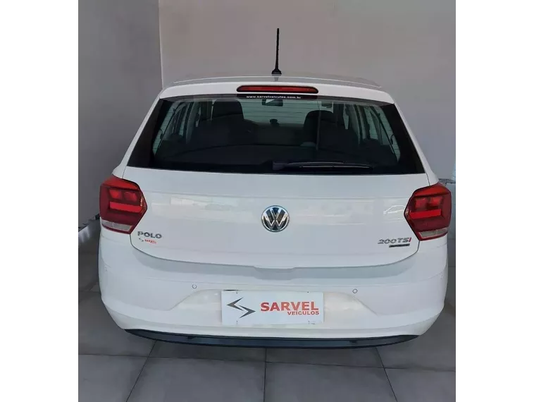 Volkswagen Polo Hatch Branco 9