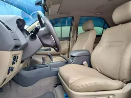 Toyota Hilux SW4