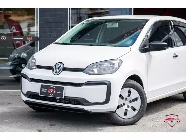 Volkswagen UP Branco 3