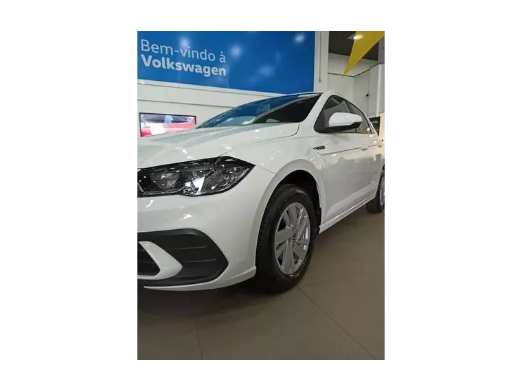 Volkswagen Polo Hatch Branco 3